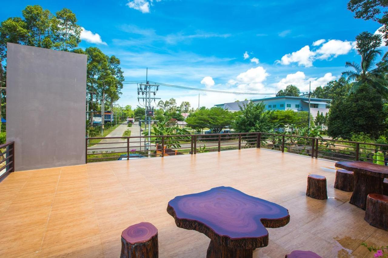 Oyo 515 Fewtor Place 拉迈海滩 外观 照片